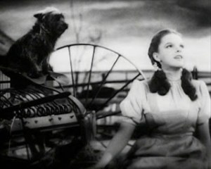 749px-Judy_Garland_Over_the_Rainbow_2