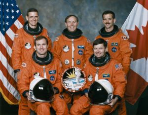 770px-STS-74_crew