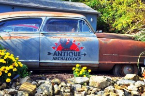800px-American_Pickers_Antique_Car